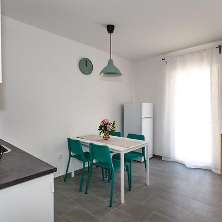 Golden Island Apartments クルク エクステリア 写真