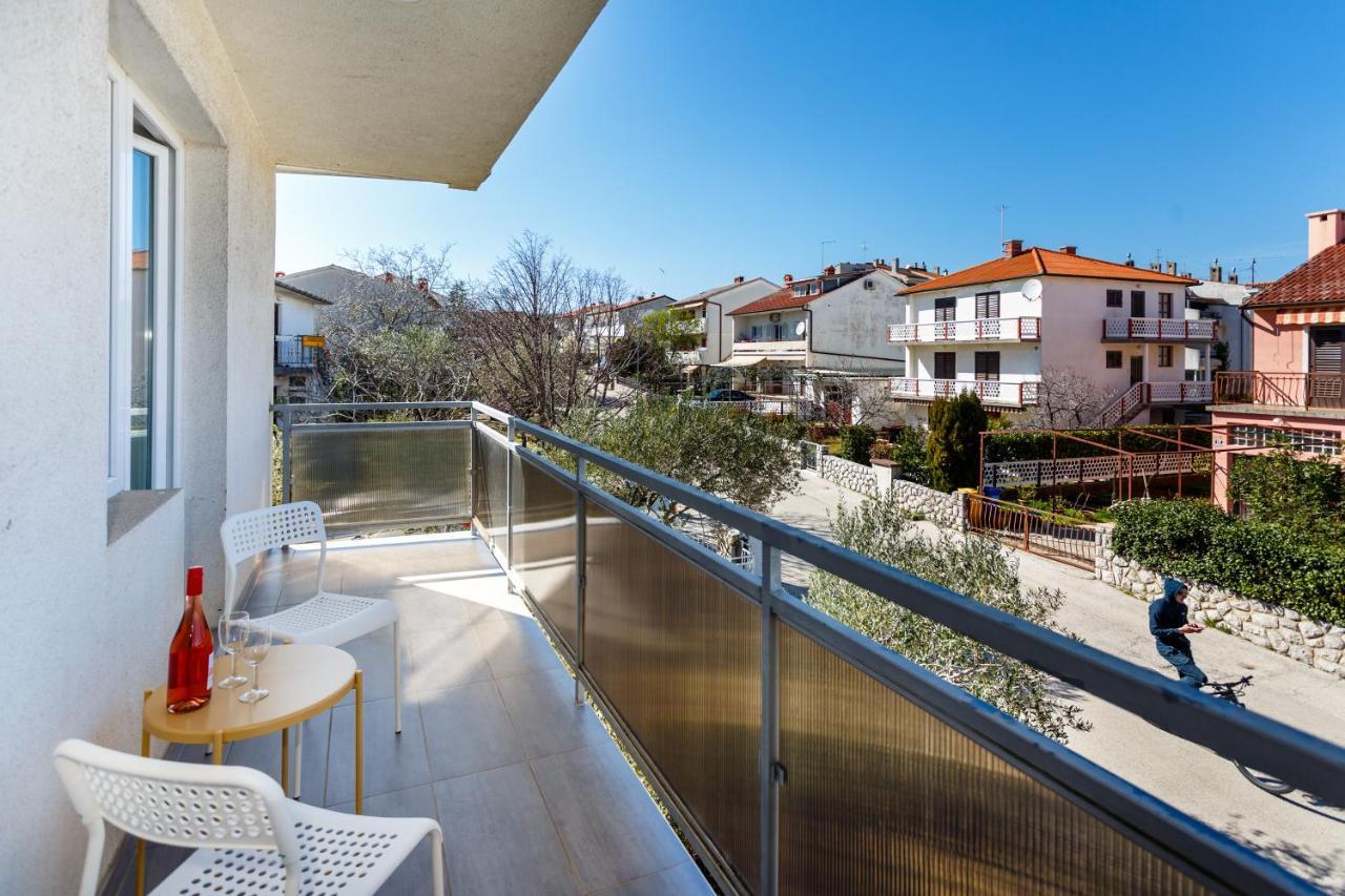 Golden Island Apartments クルク エクステリア 写真