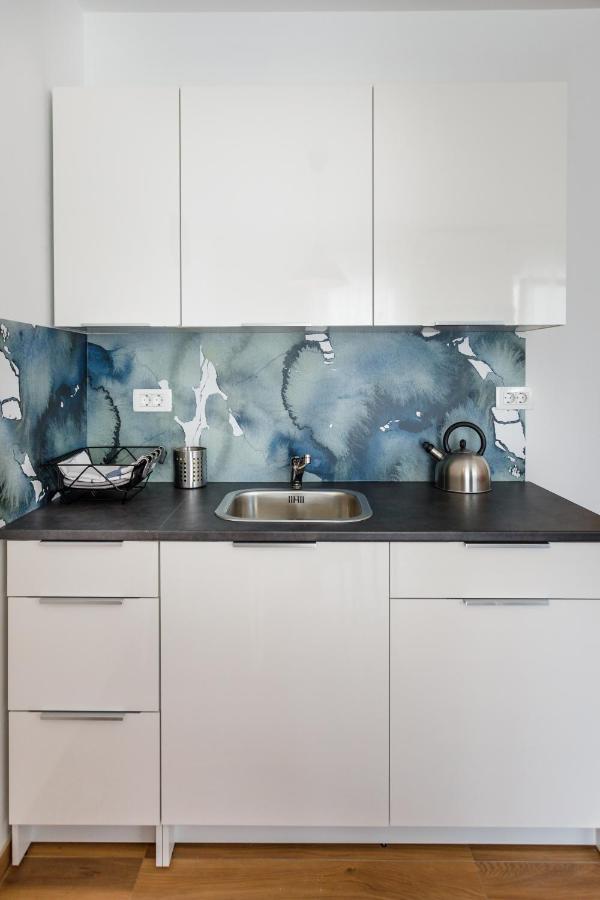 Golden Island Apartments クルク エクステリア 写真